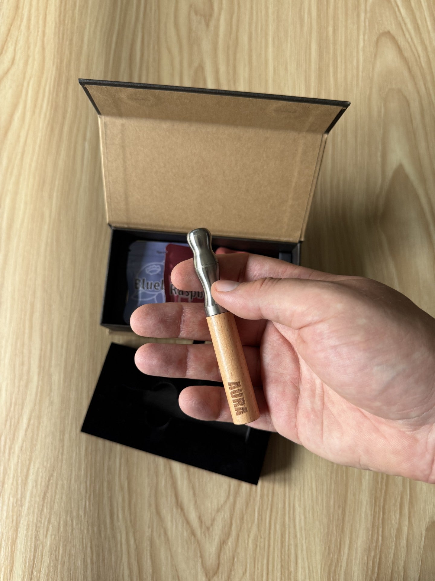 AuraFlow Flavoured Air Pen in hand